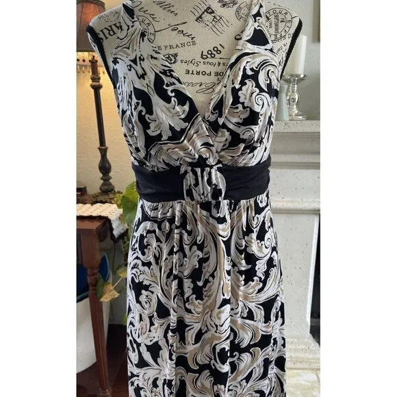 Soma Elegant Black and Cream Maxi Dress - Picture 3 of 7